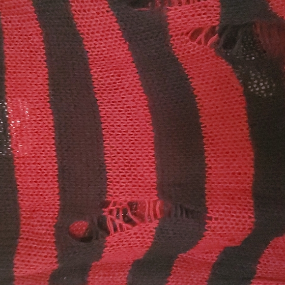 *NWT* Killstar's Freddy Hooded Knit Sweater (Black/Blood - Picture 9 of 16